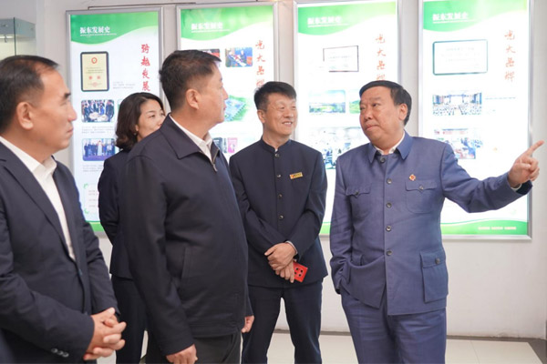 参观j9游戏文化展厅 参观j9游戏文化展厅